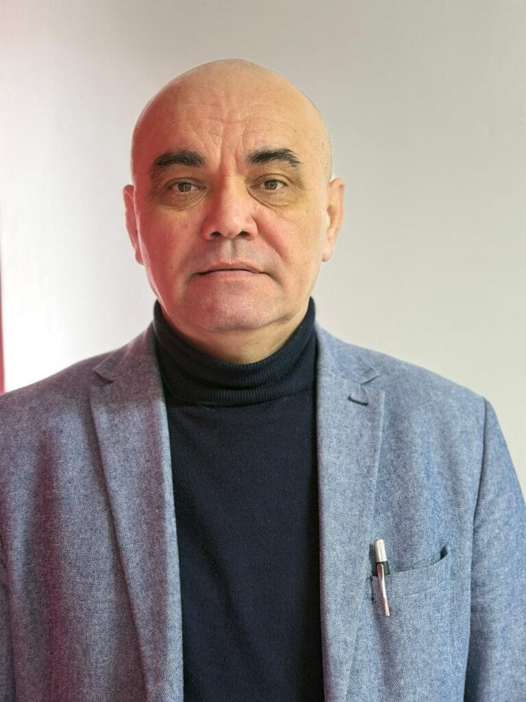 Liviu-Daniel Creţu Liviu-Daniel Creţu